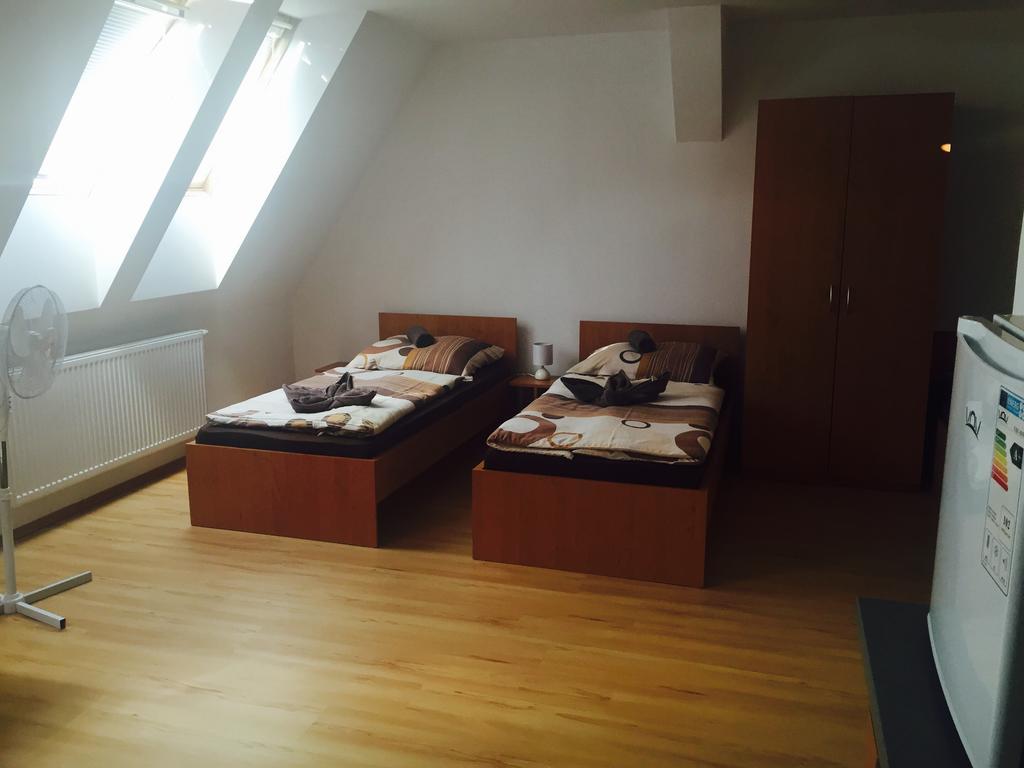 Vydrany Guest House Hodus מראה חיצוני תמונה